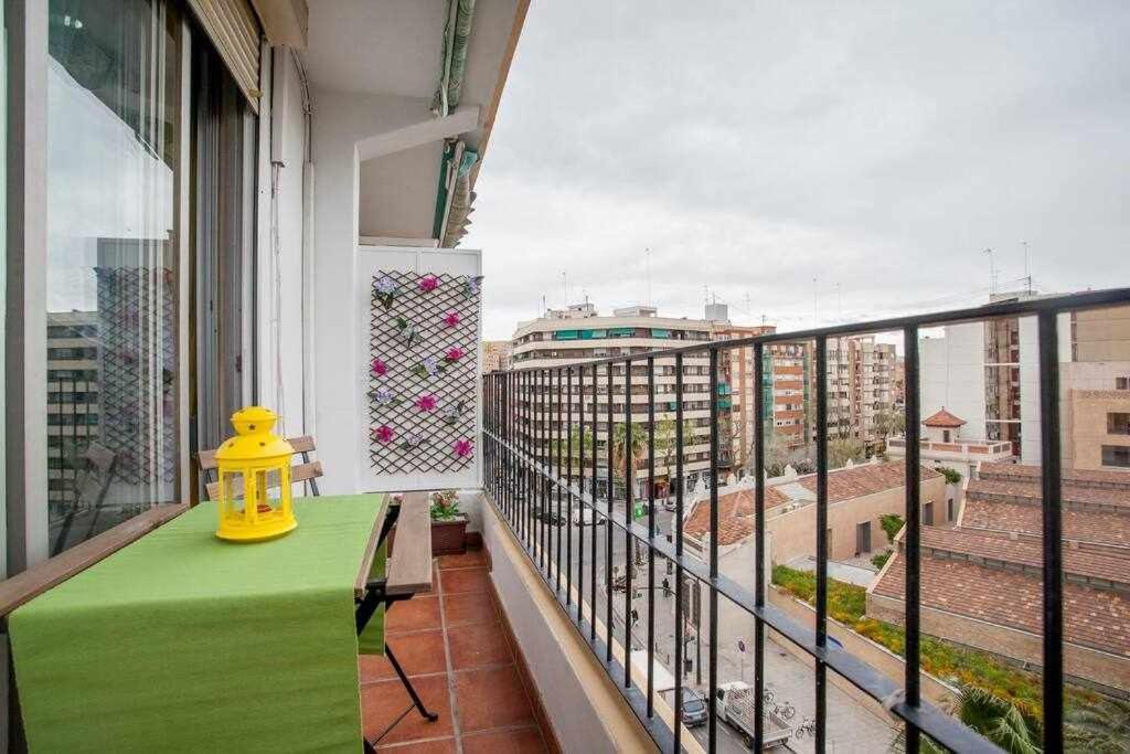 Reus, Lovely Flat Close To Center Valencia Exterior photo